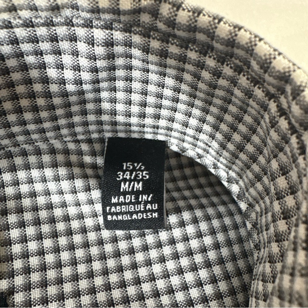 Men's Van Heusen Dress Shirt Slim Fit /wrinkle free Size M - Picture 3 of 12